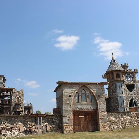 Отель Golden Cradle Bazaleti Экстерьер фото