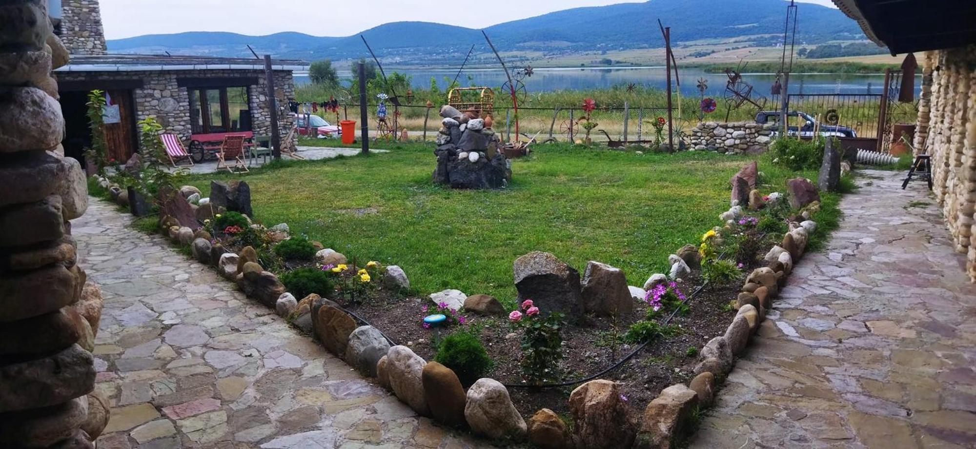 Отель Golden Cradle Bazaleti Экстерьер фото